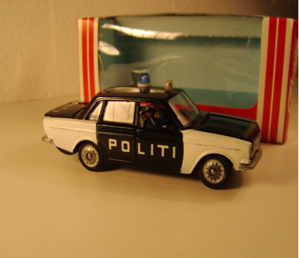 Volvo 144 Politi