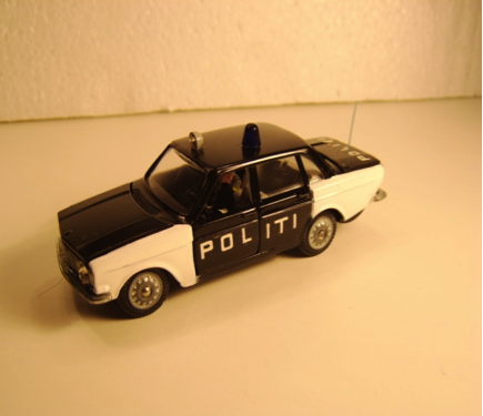 Volvo 144 Politi