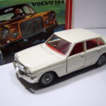 838 Volvo 164