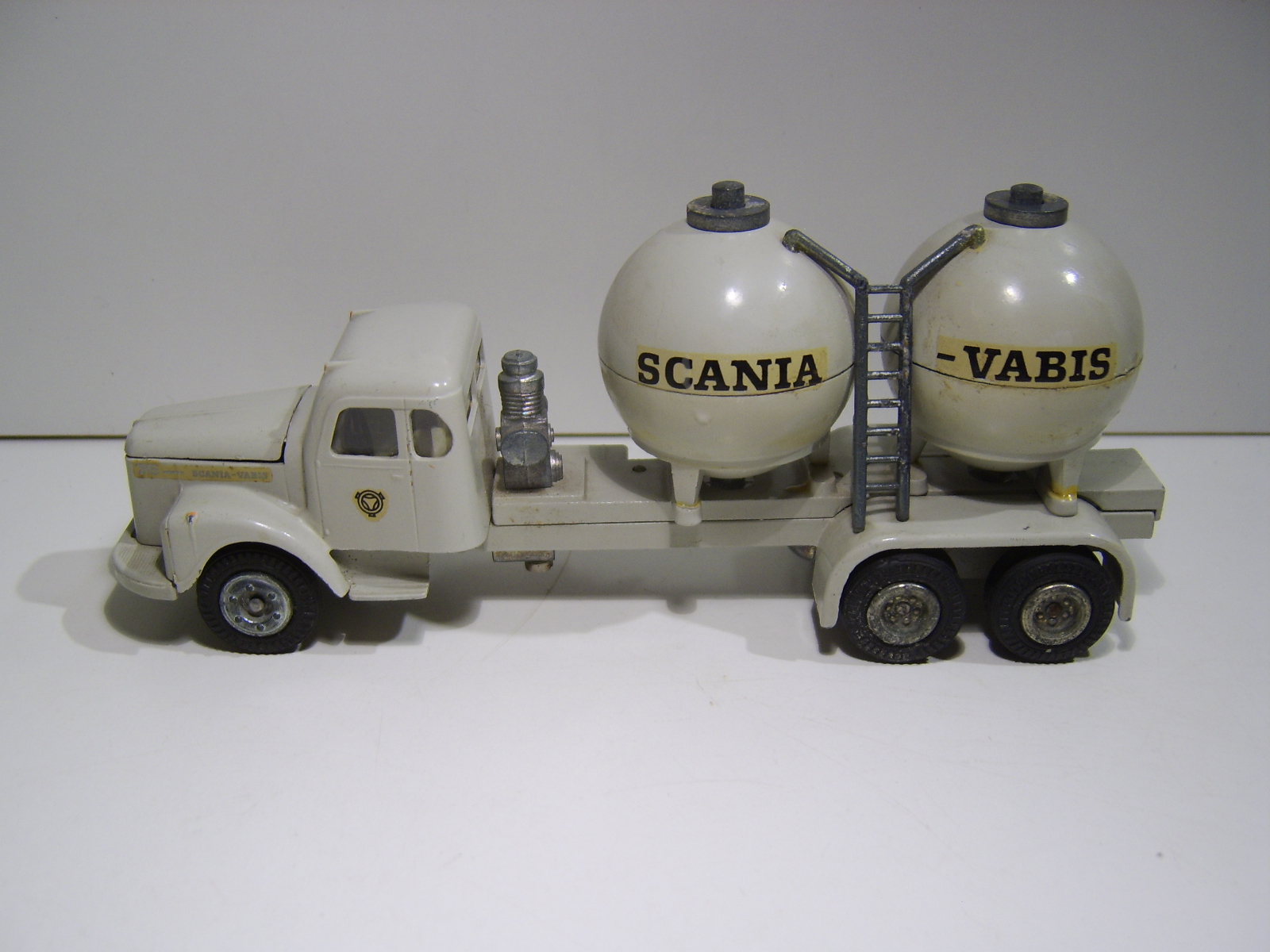 Tekno 453 Scania Vabis Betonmischer (Gebraucht) in Schenkon für CHF 150