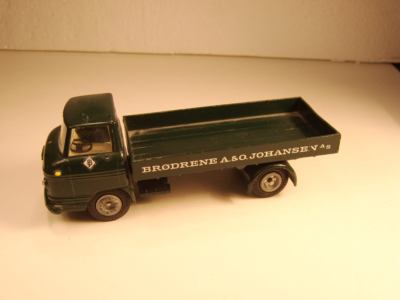 Volvo цвет 455