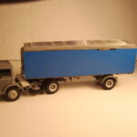 921 Ford D 800 Longtrailer